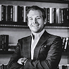 author-img